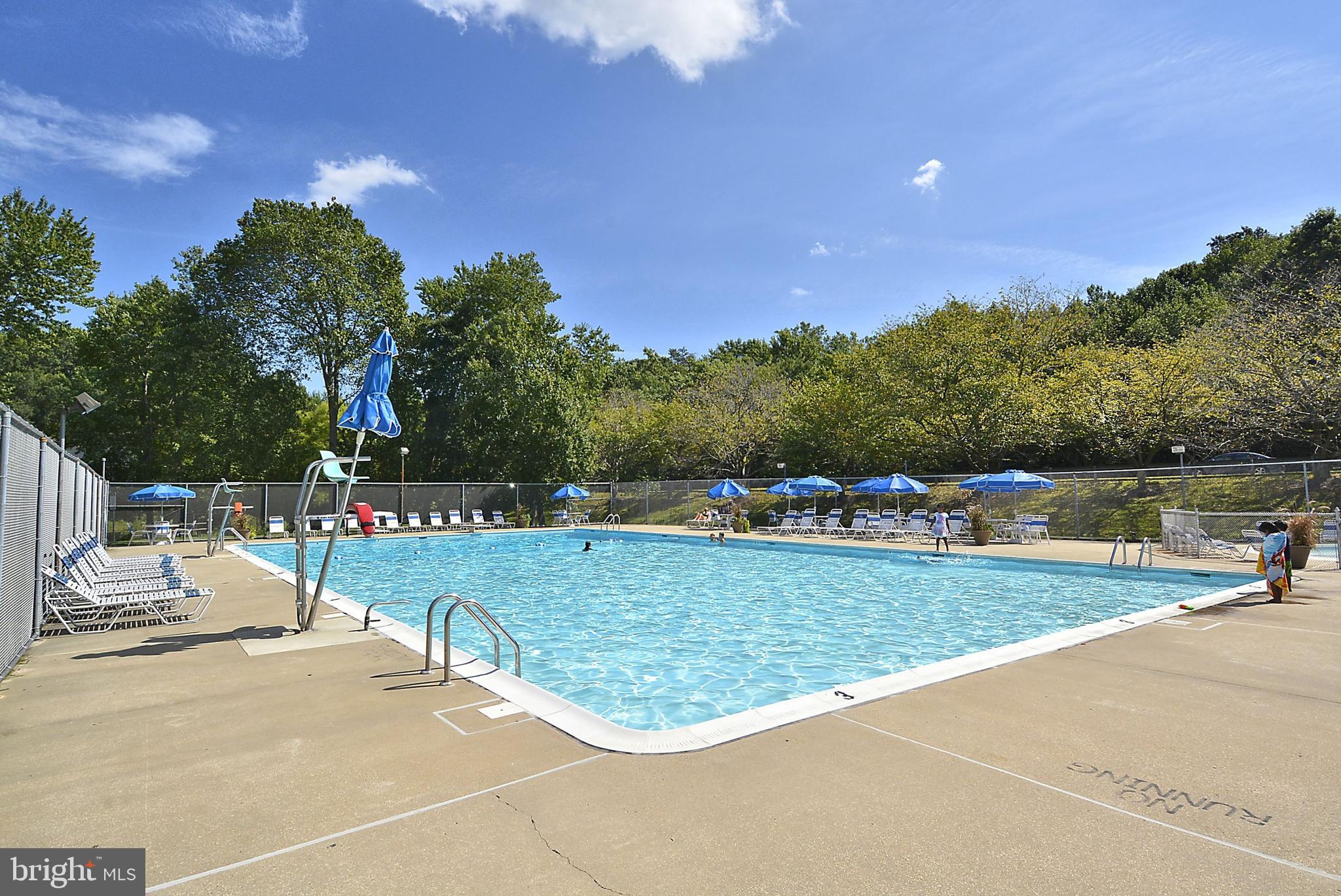 6282 Rathlin Drive Springfield, VA 22152 - Photo 30 of 37 Shannon Station Community Pool