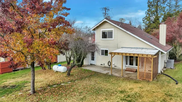 $429,000 | 18263 Lake Forest Drive, Penn Valley, CA 95946