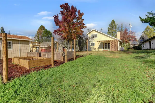 $429,000 | 18263 Lake Forest Drive, Penn Valley, CA 95946