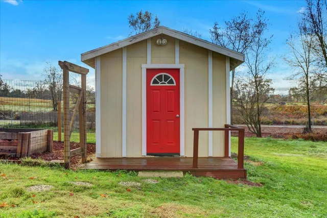 $399,000 | 18263 Lake Forest Drive, Penn Valley, CA 95946