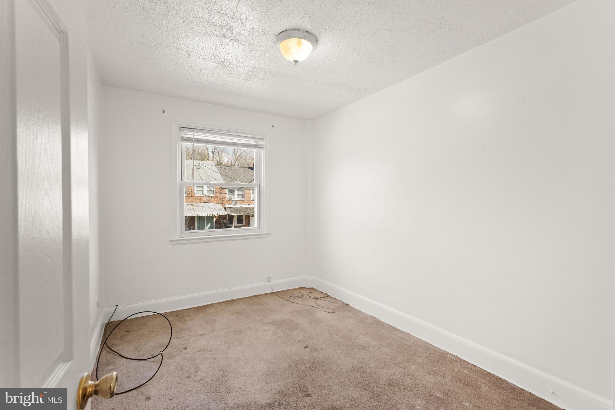 5170 Stafford Road Baltimore, MD 21229 - Photo 12 of 13