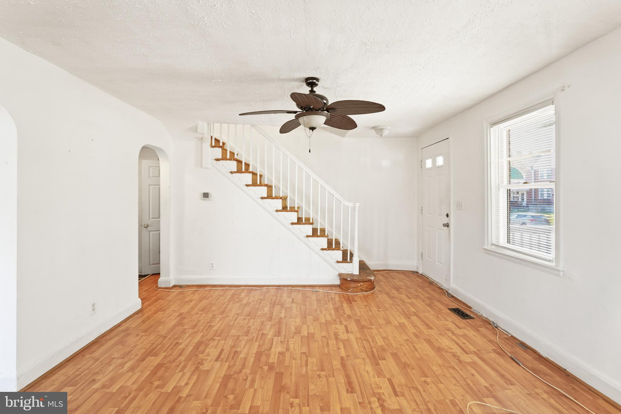 5170 Stafford Road Baltimore, MD 21229 - Photo 4 of 13