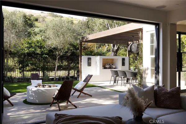 $2,599,000 | 9 Calle Saltamontes, San Clemente, CA 92673