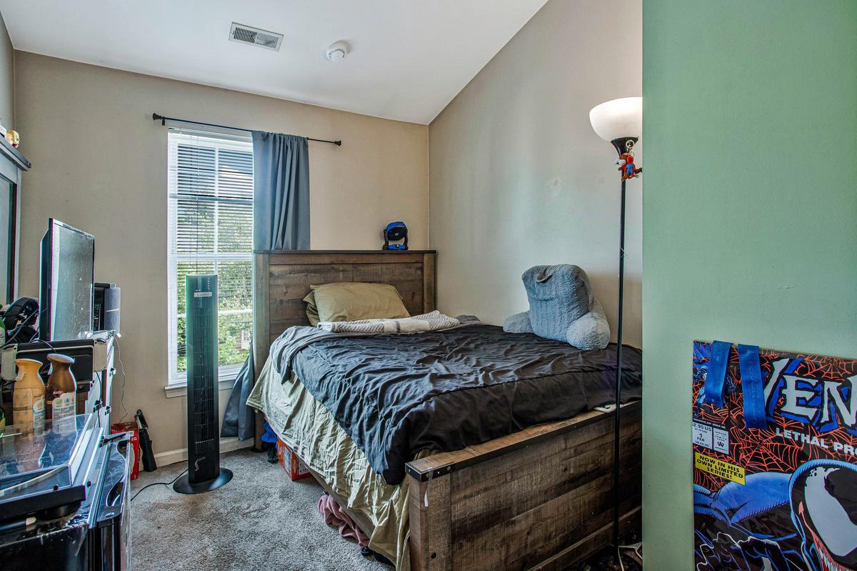 648 Howards Loop, Unit 19 Annapolis, MD 21401 - Photo 27 of 35 3rd cozy bedroom