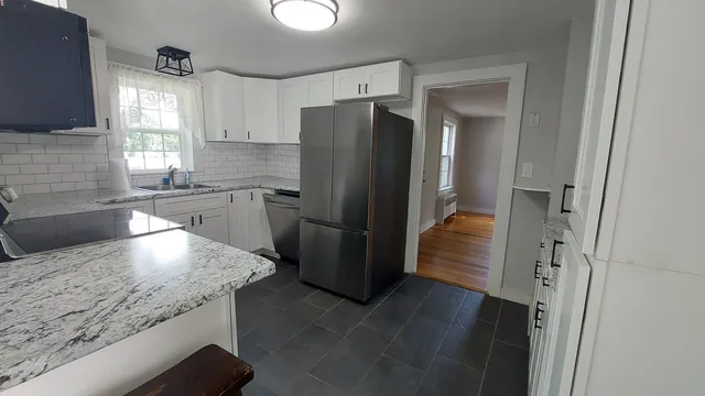 $2,500 | 1 Cummings Street, Plymouth, NH 03264