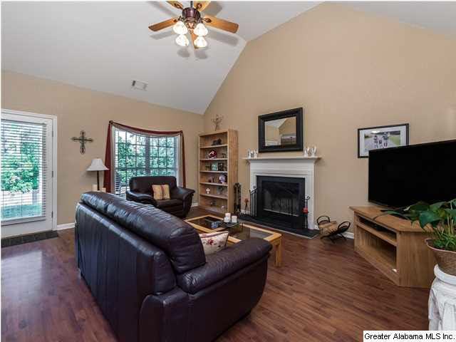 1036 Sunset Way Odenville, AL 35120 - Photo 5 of 27