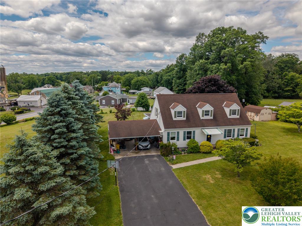 40 Locke Heights Road Bangor, PA 18013 - Photo 1 of 28 An inviting family home with lush green surroundings and ample yard space.