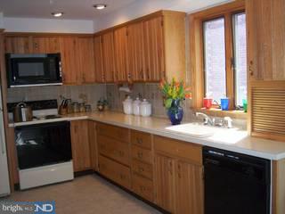 130 Wyndmoor Road Springfield, PA 19064 - Photo 5 of 6