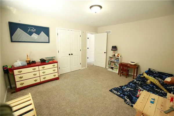 $384,000 | 709 Hollis Avenue, Belton, MO 64012