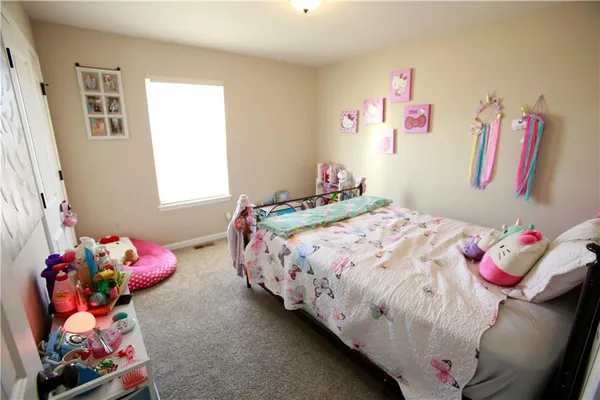 $384,000 | 709 Hollis Avenue, Belton, MO 64012