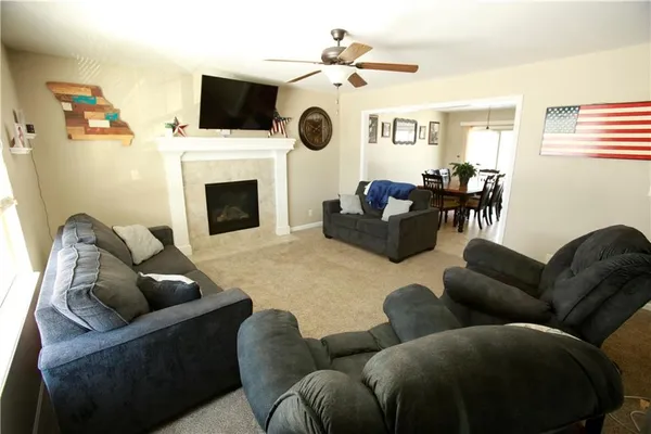 $384,000 | 709 Hollis Avenue, Belton, MO 64012