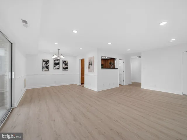 $219,500 | 12001 Old Columbia Pike, Unit 514, Silver Spring, MD 20904