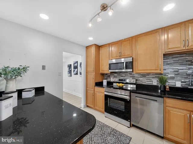 $219,500 | 12001 Old Columbia Pike, Unit 514, Silver Spring, MD 20904