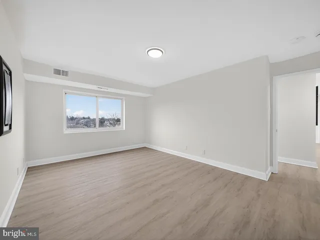 $219,500 | 12001 Old Columbia Pike, Unit 514, Silver Spring, MD 20904