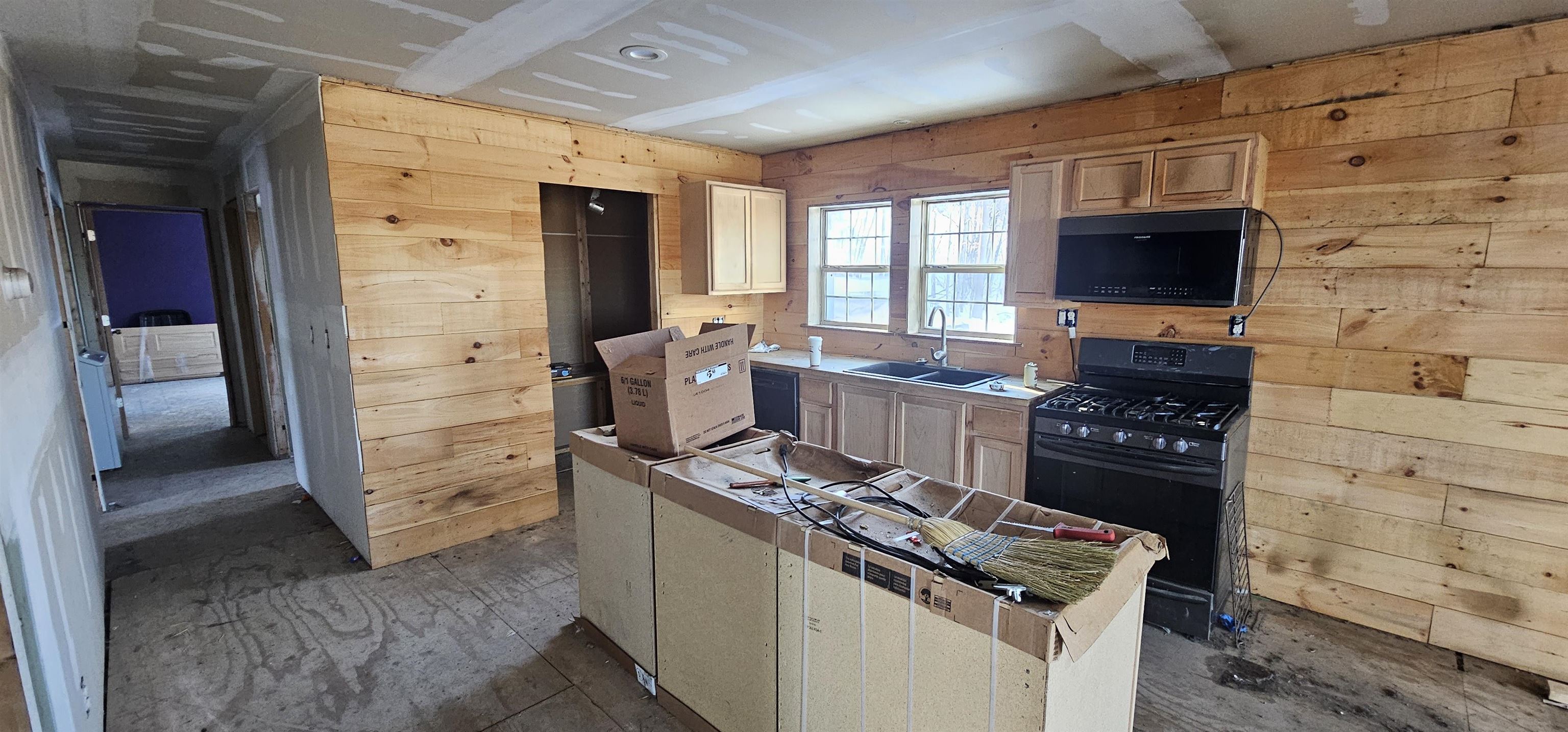 663 Sweet Road Pownal, VT 05261 - Photo 24 of 59