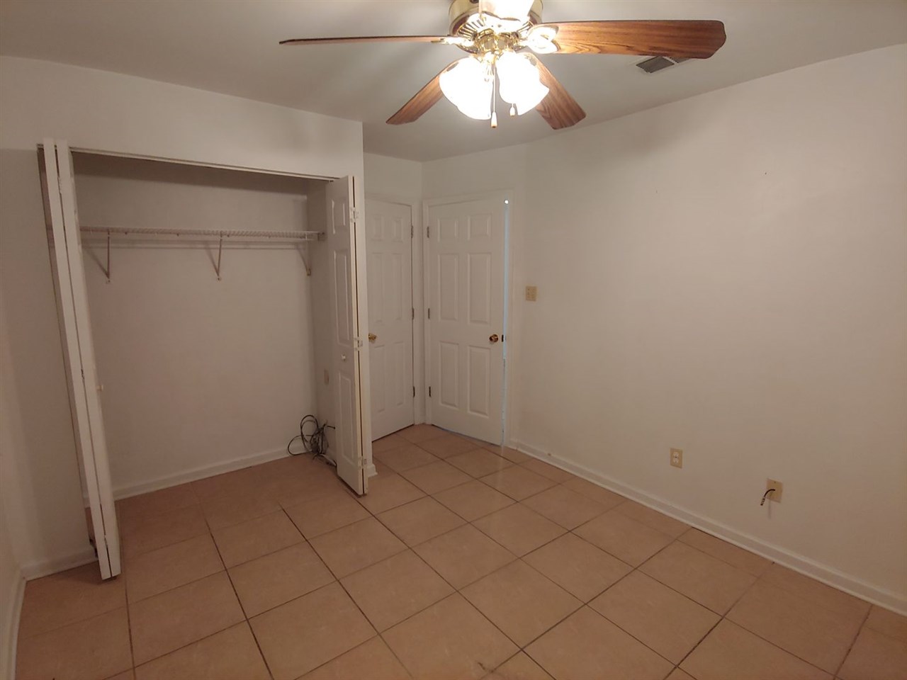 1285 Rumba Lane, Unit B Tallahassee, FL 32304 - Photo 3 of 20