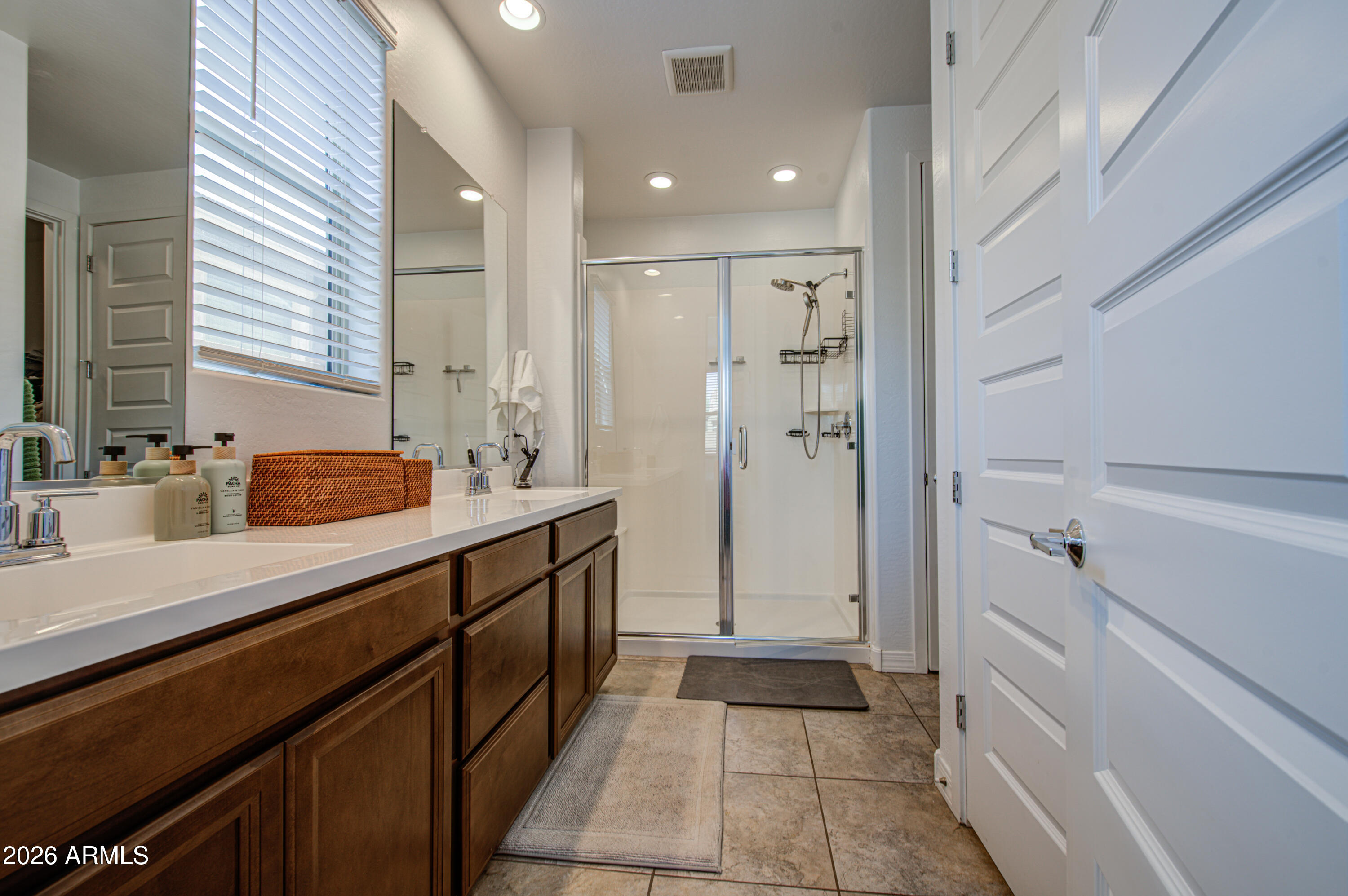 9132 West Roma Avenue Phoenix, AZ 85037 - Photo 21 of 38 Primary Bath 1