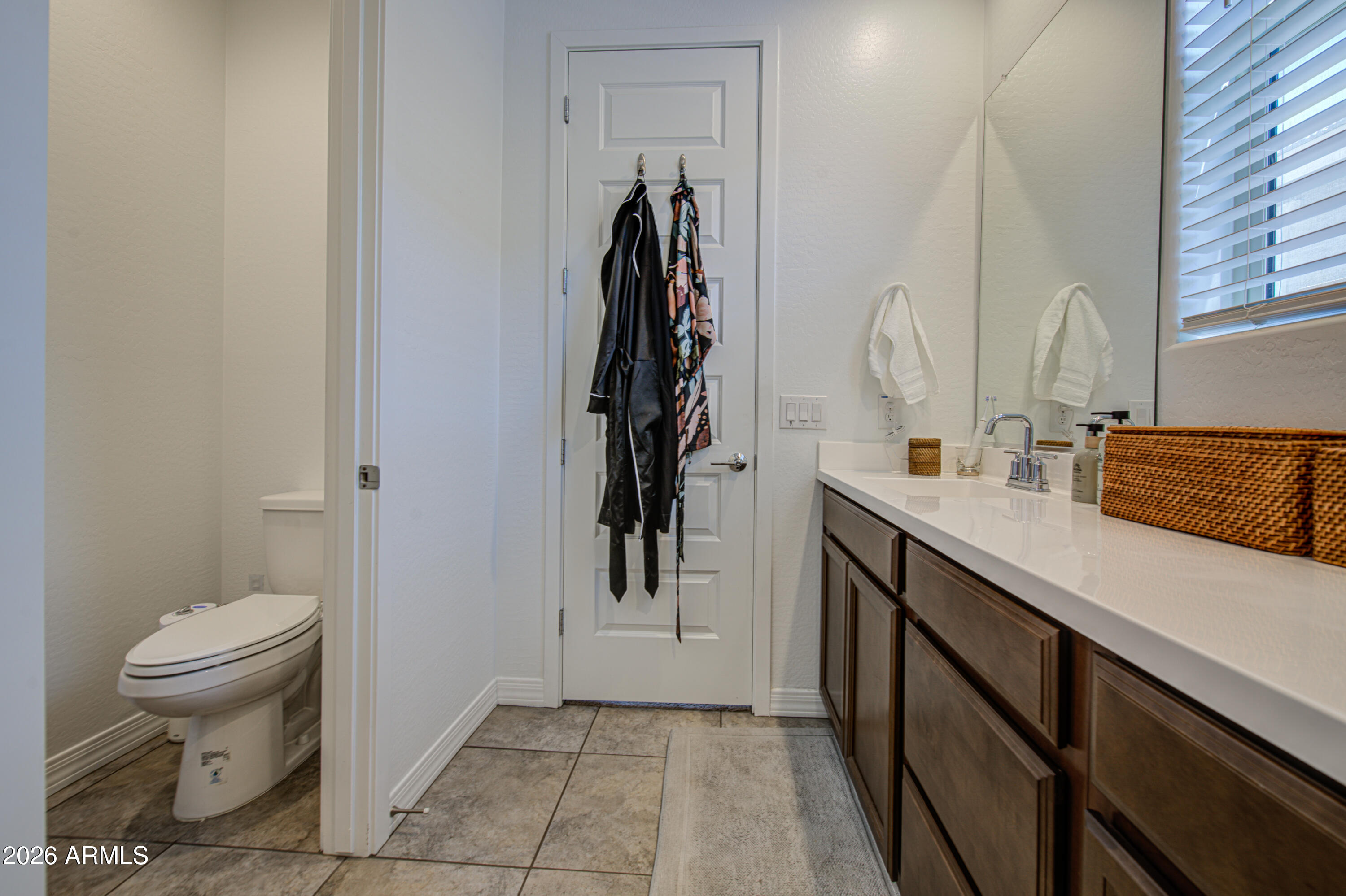 9132 West Roma Avenue Phoenix, AZ 85037 - Photo 24 of 38 Primary Bath 4