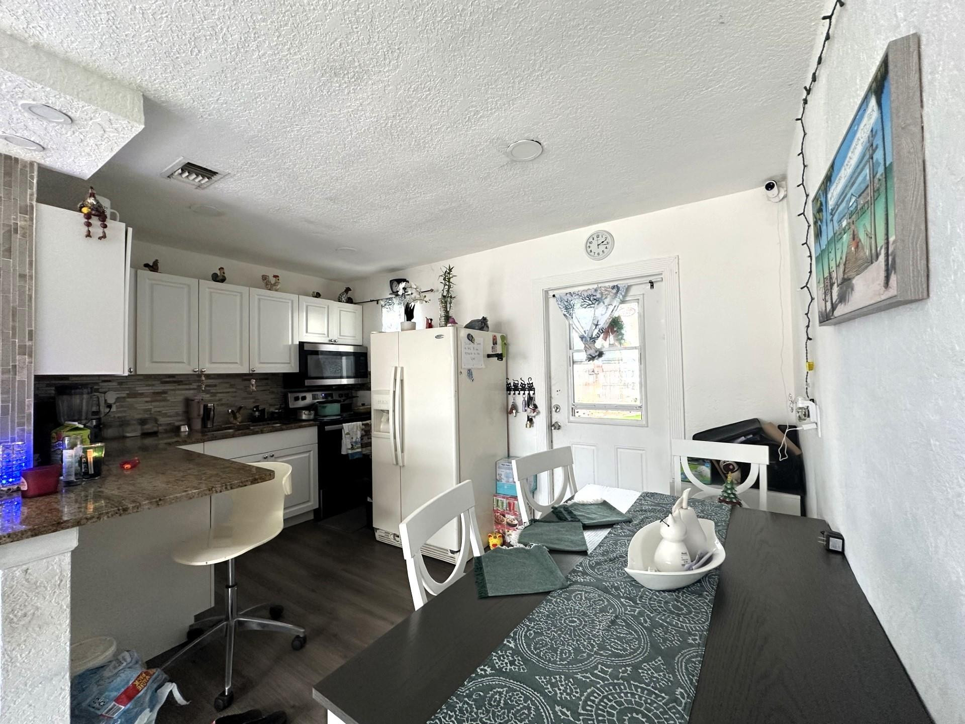 578 Tallulah Road Lake Worth, FL 33462 - Photo 5 of 16 Photo 5