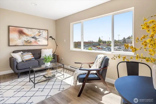 $860,000 | 3630 Lombard Avenue, Everett, WA 98201