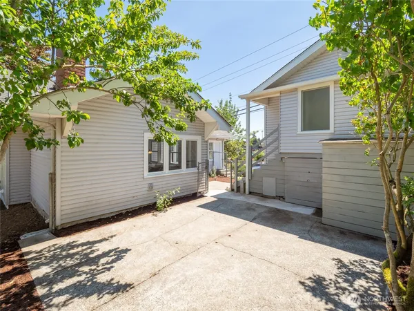 $860,000 | 3630 Lombard Avenue, Everett, WA 98201