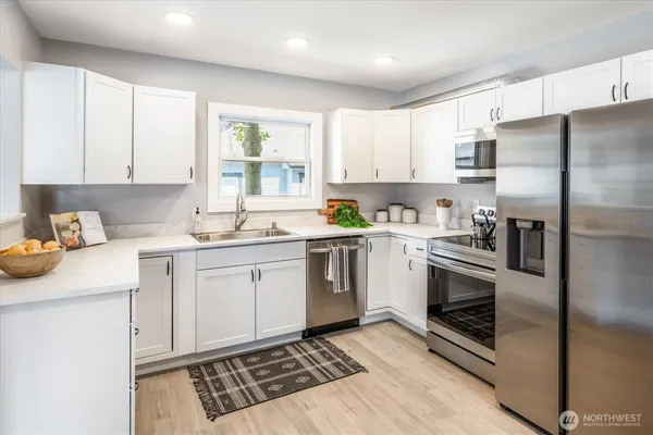 $860,000 | 3630 Lombard Avenue, Everett, WA 98201