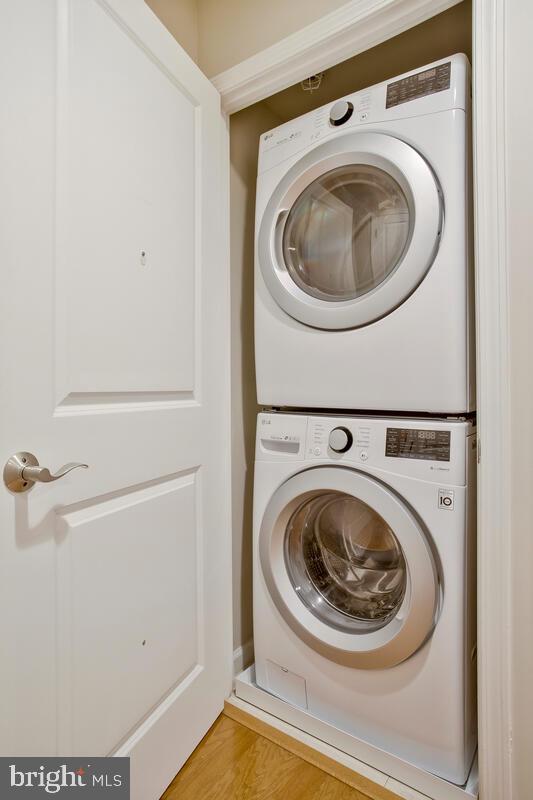 11700 Old Georgetown Road, Unit 209 North Bethesda, MD 20852 - Photo 6 of 36 Washer/Dryer