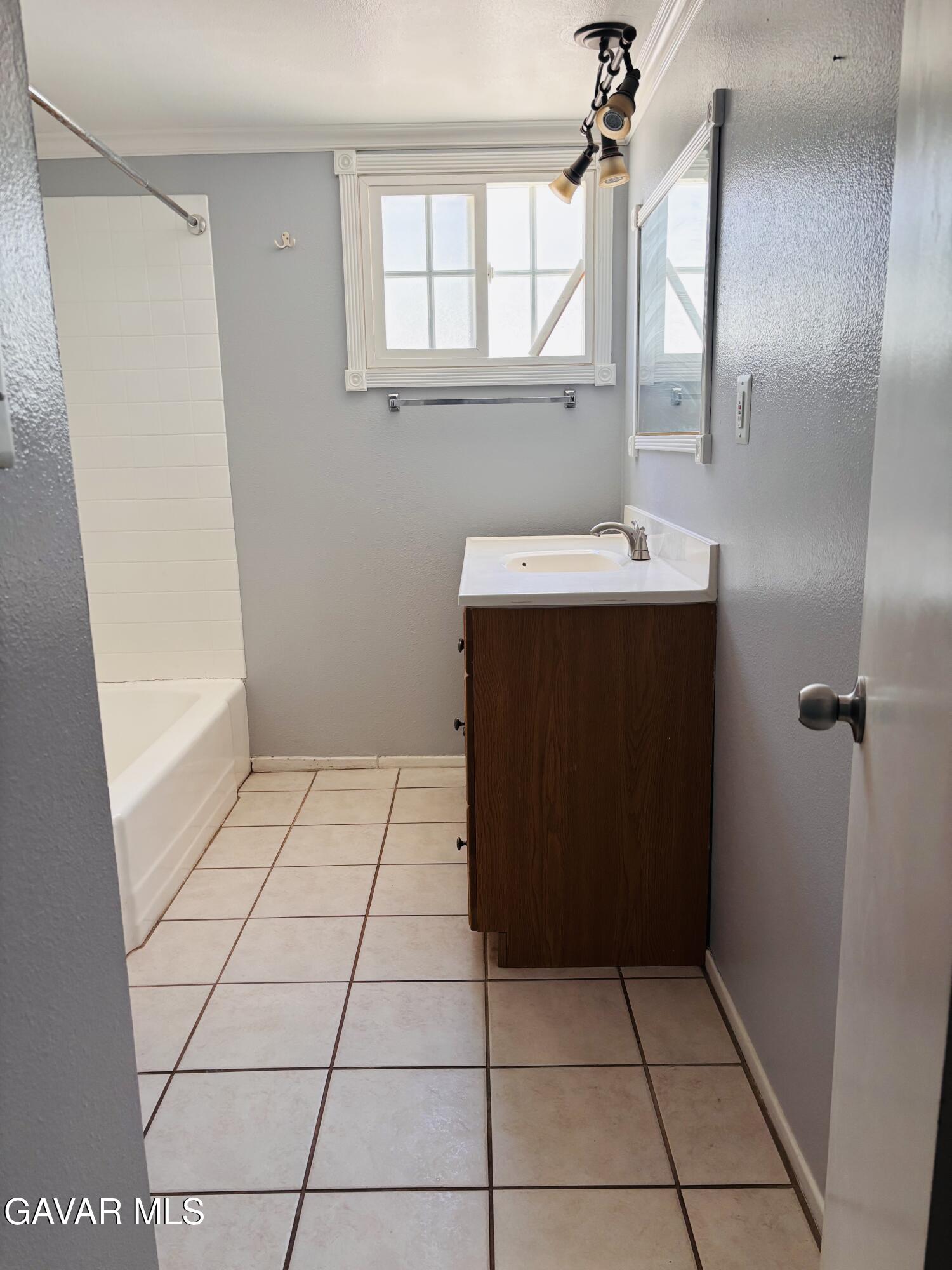 38650 Yucca Tree Street Palmdale, CA 93551 - Photo 15 of 20 IMG_9994