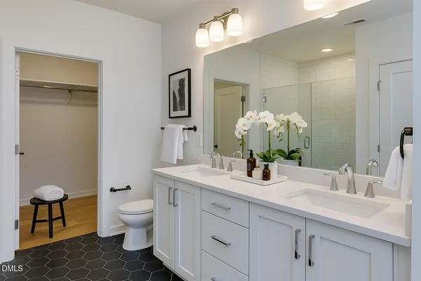 $528,300 | 400 Blackwell Drive, Unit 300, Chapel Hill, NC 27514