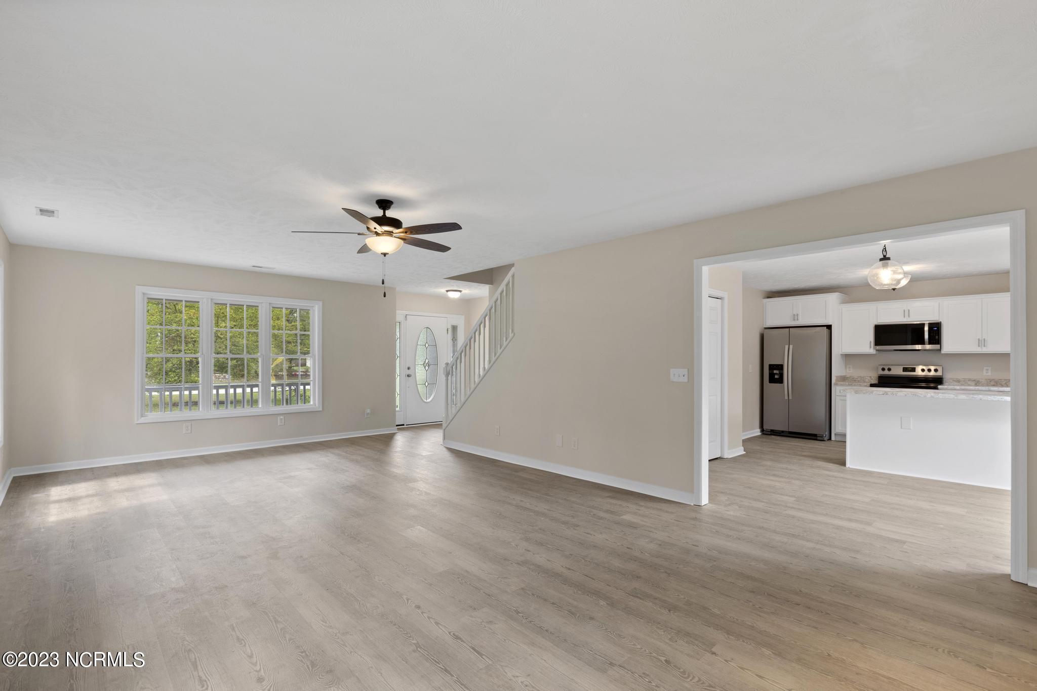 304 Foy Lockamy Road Jacksonville, NC 28540 - Photo 11 of 34 IMG_2204