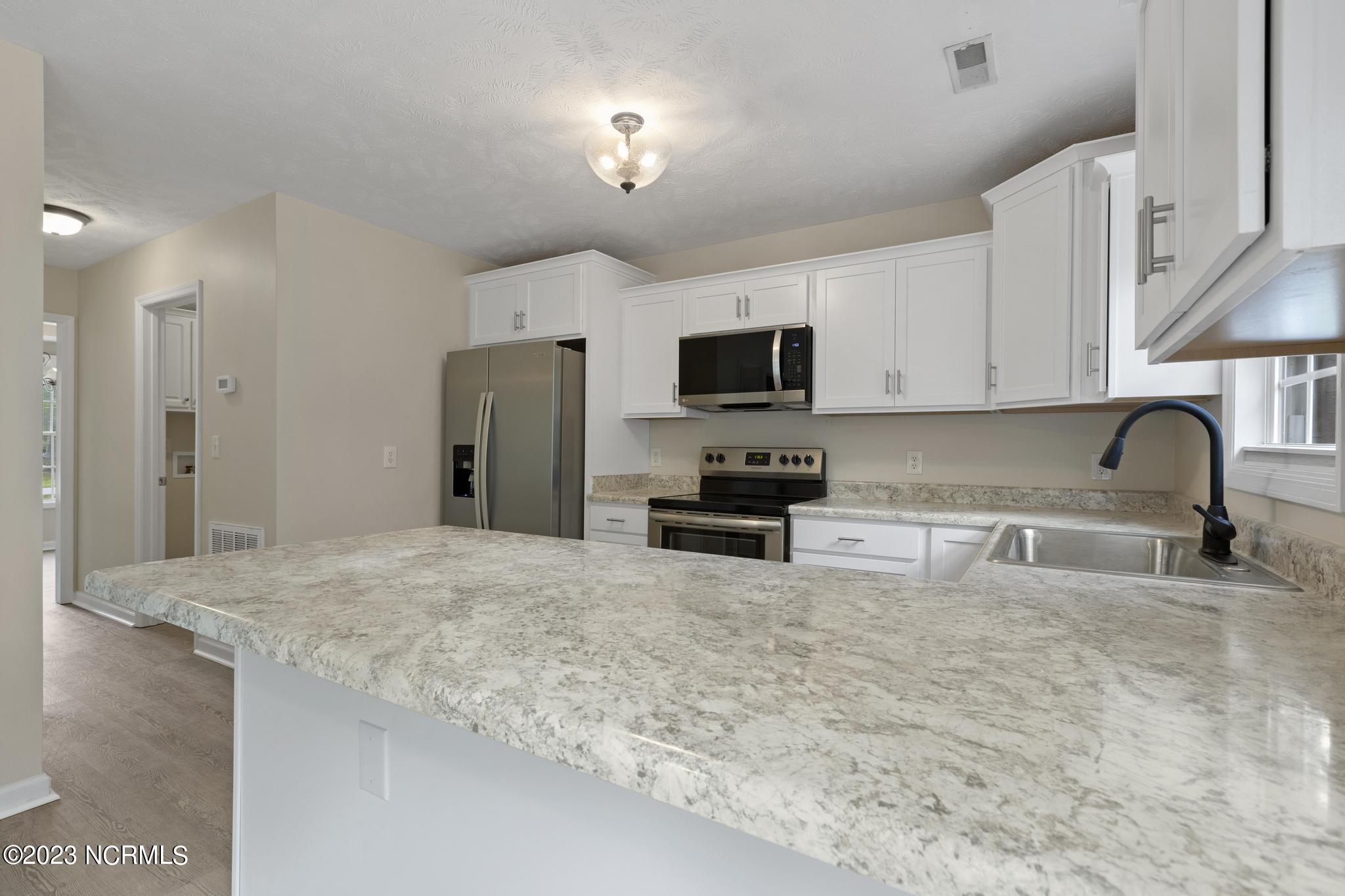 304 Foy Lockamy Road Jacksonville, NC 28540 - Photo 14 of 34 IMG_2183