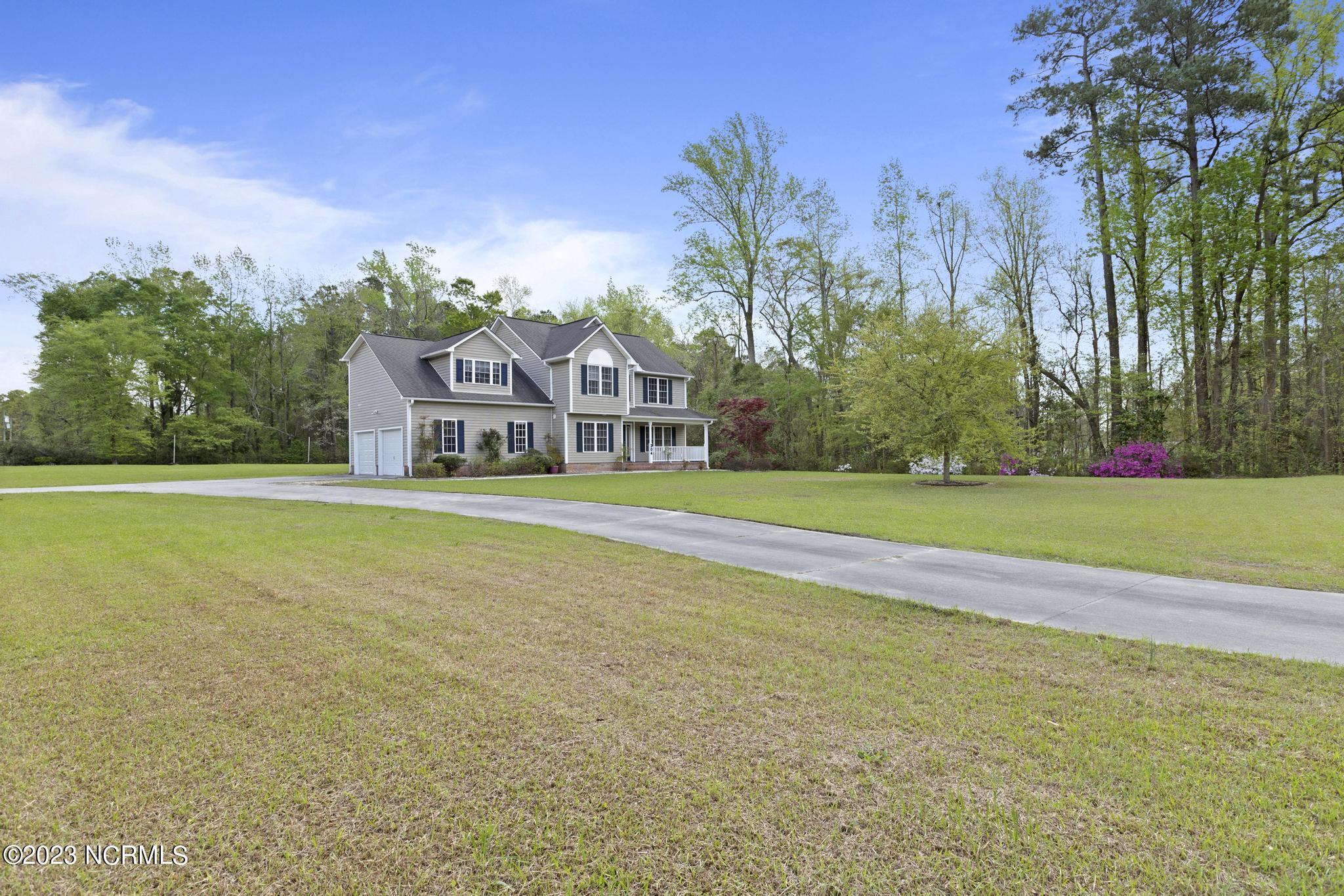 304 Foy Lockamy Road Jacksonville, NC 28540 - Photo 3 of 34 IMG_2114