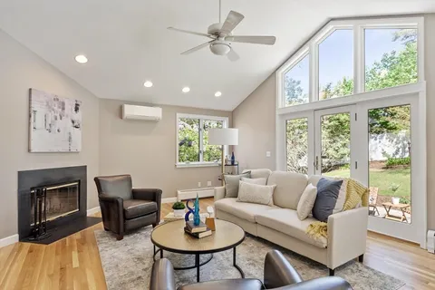 $1,749,000 | 15 Minute Man Lane, Lexington, MA 02421