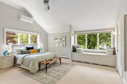 $1,749,000 | 15 Minute Man Lane, Lexington, MA 02421