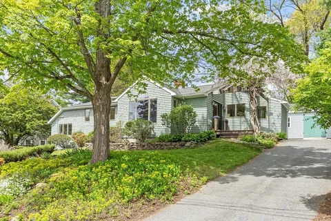 $1,749,000 | 15 Minute Man Lane, Lexington, MA 02421