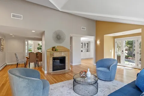 $1,749,000 | 15 Minute Man Lane, Lexington, MA 02421