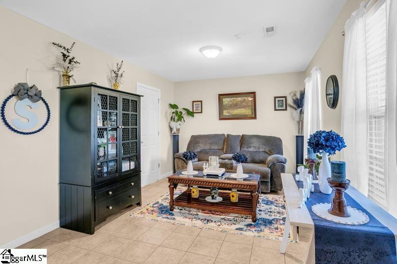 431 Lynnell Way Moore, SC 29369 - Photo 3 of 33