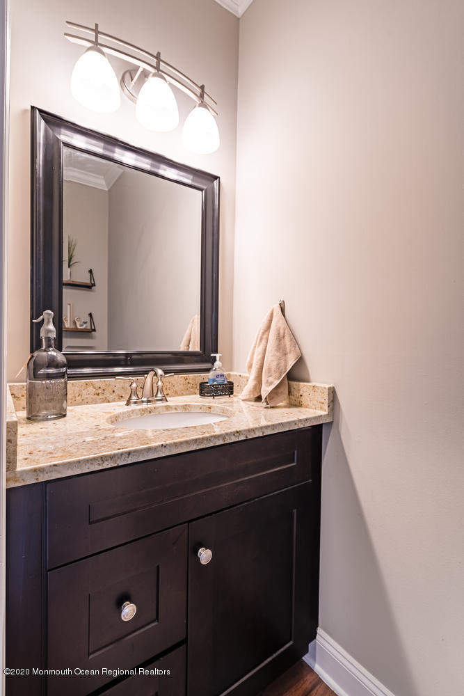 229 Yeoman Road Manahawkin, NJ 08050 - Photo 17 of 31 bennettpic17