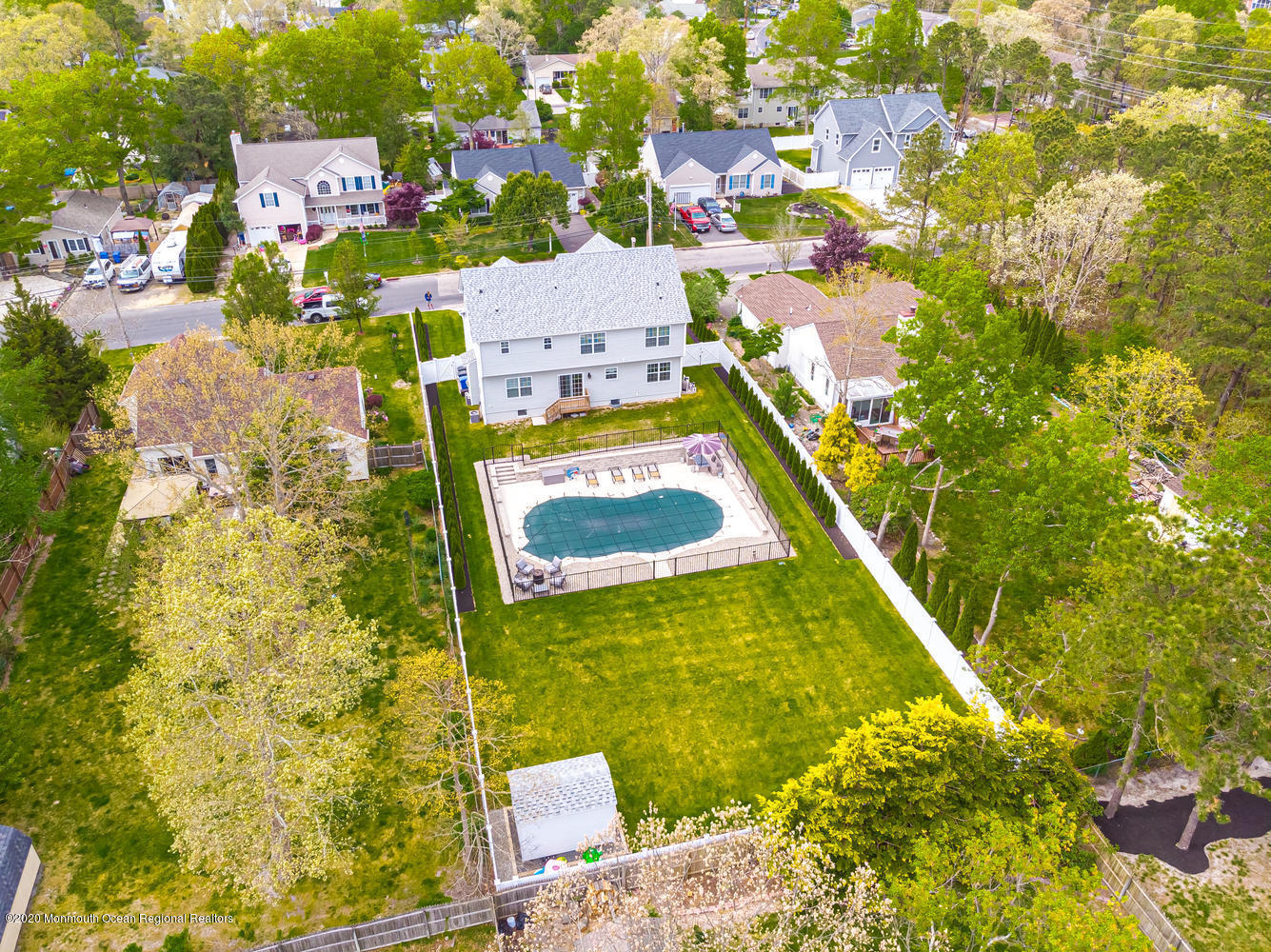 229 Yeoman Road Manahawkin, NJ 08050 - Photo 4 of 31 bennettpic4