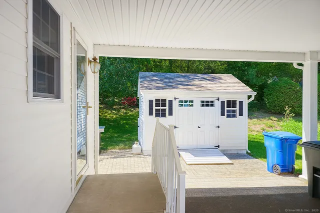 $240,000 | 16 Brookside Drive, Southington, CT 06489