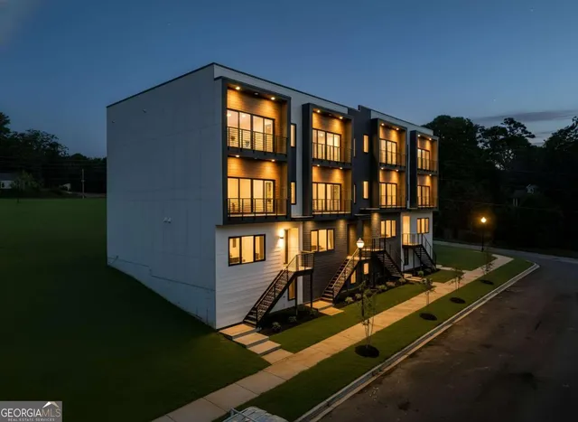 $775,000 | 2697 Grand Isles Way, Decatur, GA 30032