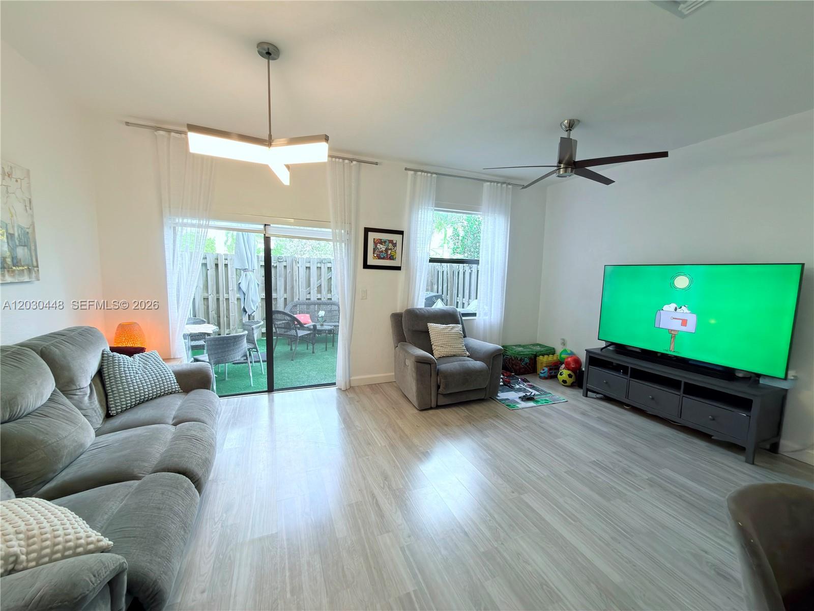 20784 Northeast 5th Court, Unit 20784 Miami, FL 33179 - Photo 8 of 35 and dining area