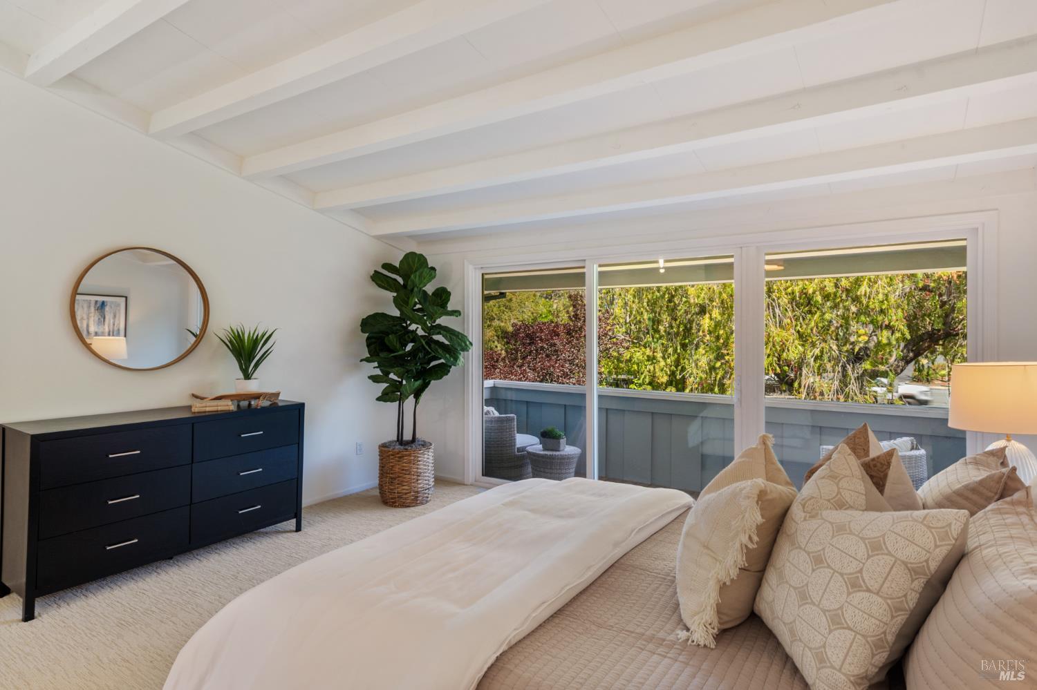 29 Porto Bello Drive San Rafael, CA 94901 - Photo 30 of 41 Back to the primary suite.