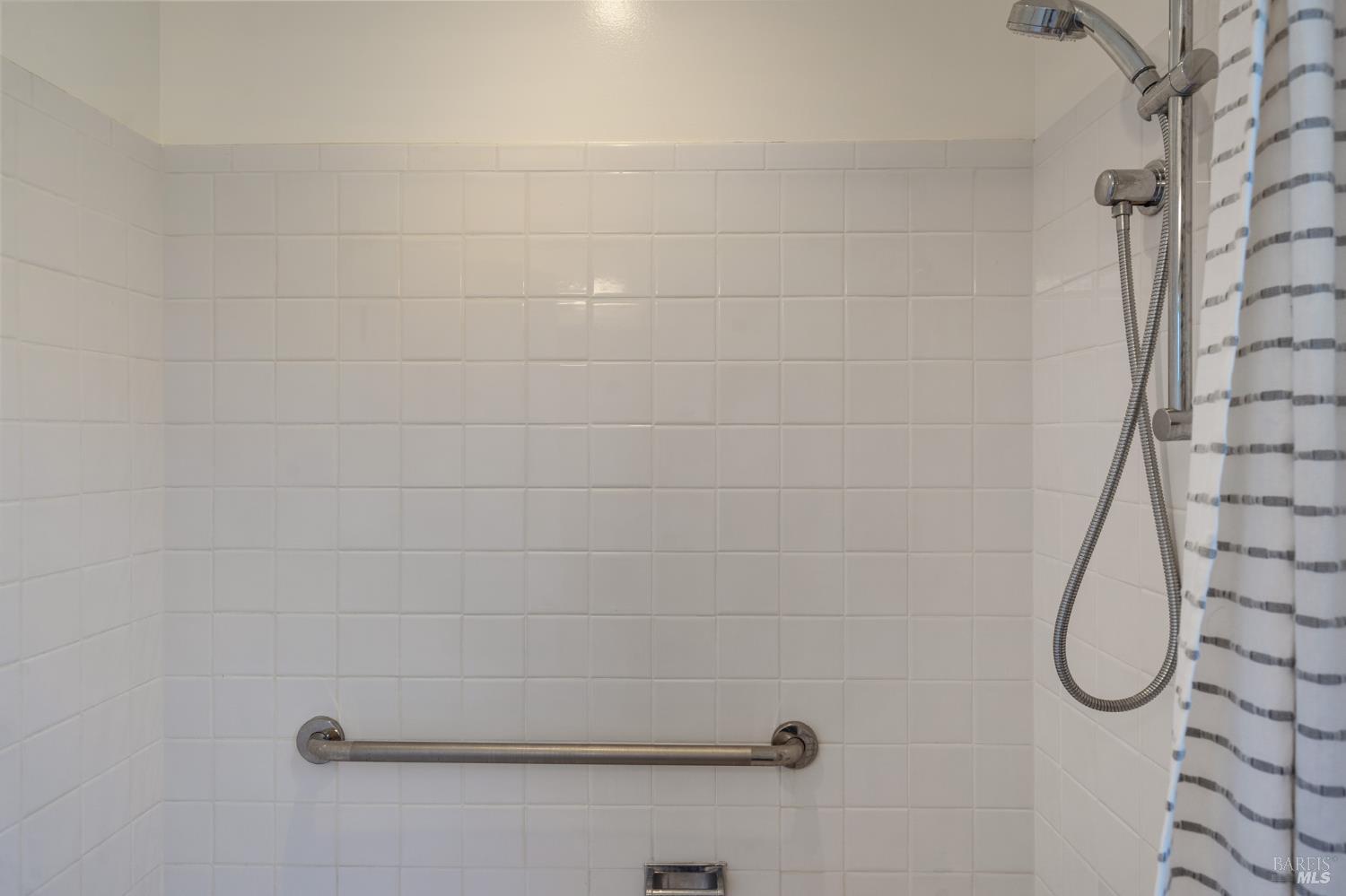 29 Porto Bello Drive San Rafael, CA 94901 - Photo 36 of 41