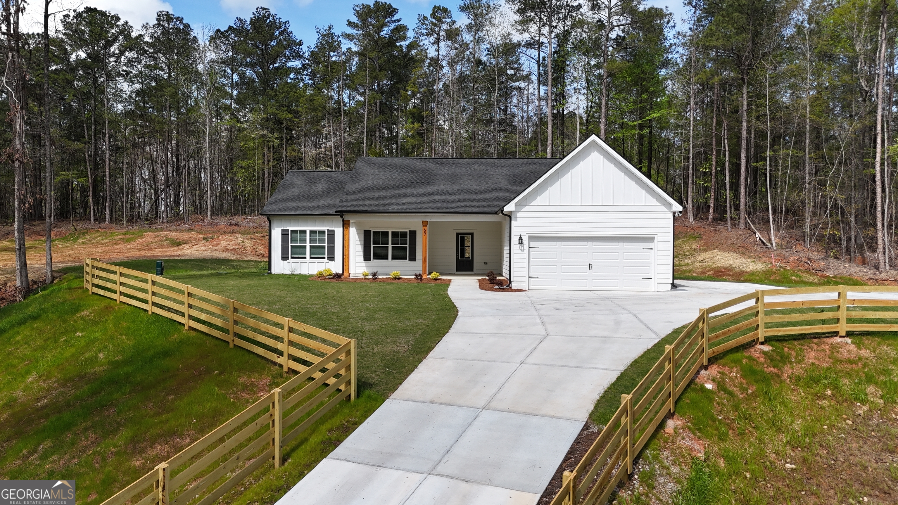69 Derring Circle Newnan, GA 30263 - Photo 1 of 1