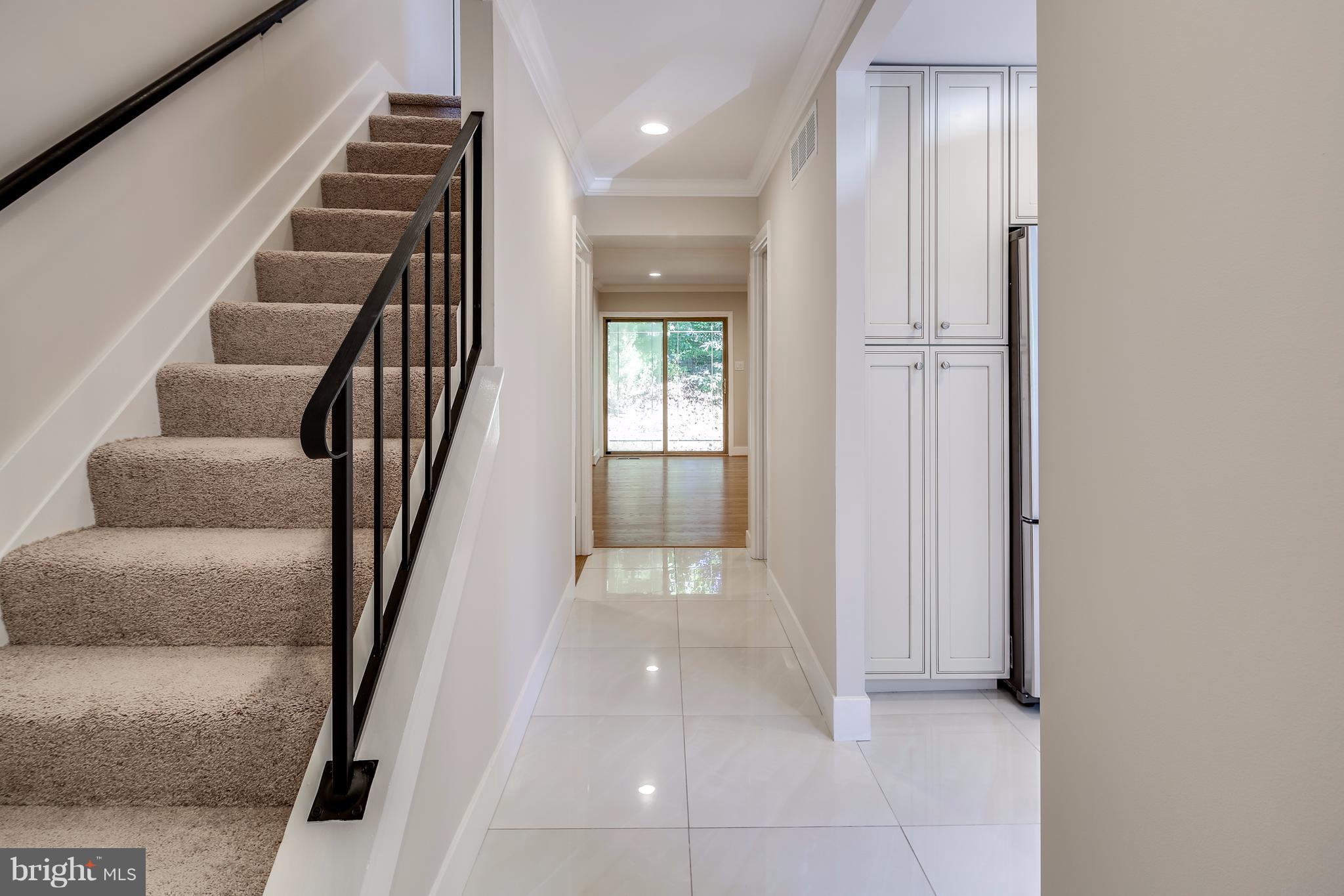 9313 Pan Ridge Road Baltimore, MD 21234 - Photo 6 of 30 Interior General