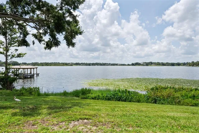$2,250,000 | 950 North Lake Otis Drive Southeast, Winter Haven, FL 33880