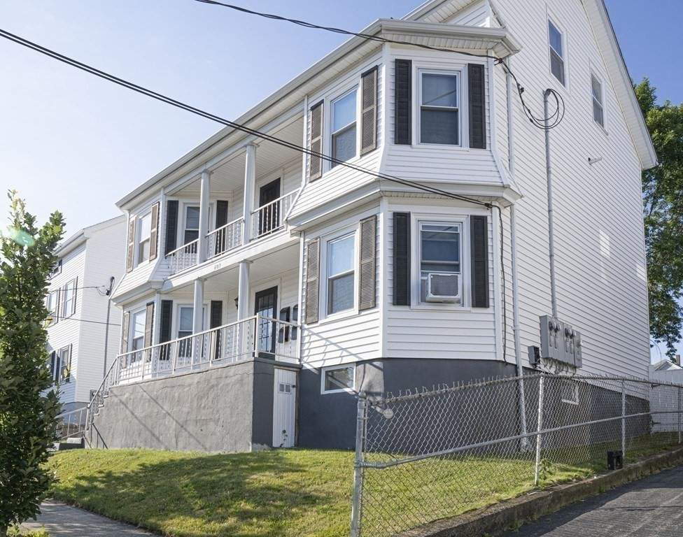 609 King Philip Street Fall River, MA 02724 - Photo 1 of 39
