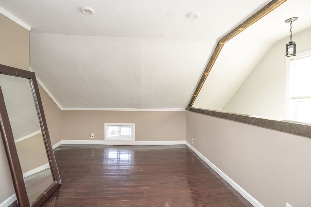609 King Philip Street Fall River, MA 02724 - Photo 14 of 39