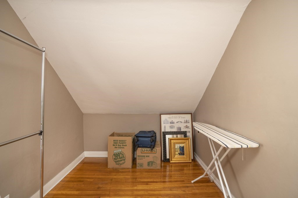 609 King Philip Street Fall River, MA 02724 - Photo 19 of 39